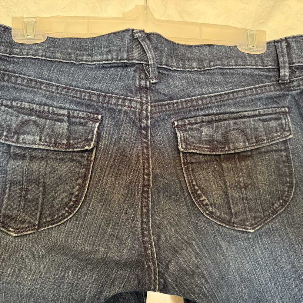 Mid Rise Bermuda Shorts - Picture 5 of 7